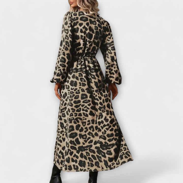 Louise - Stylish dress with leopard print