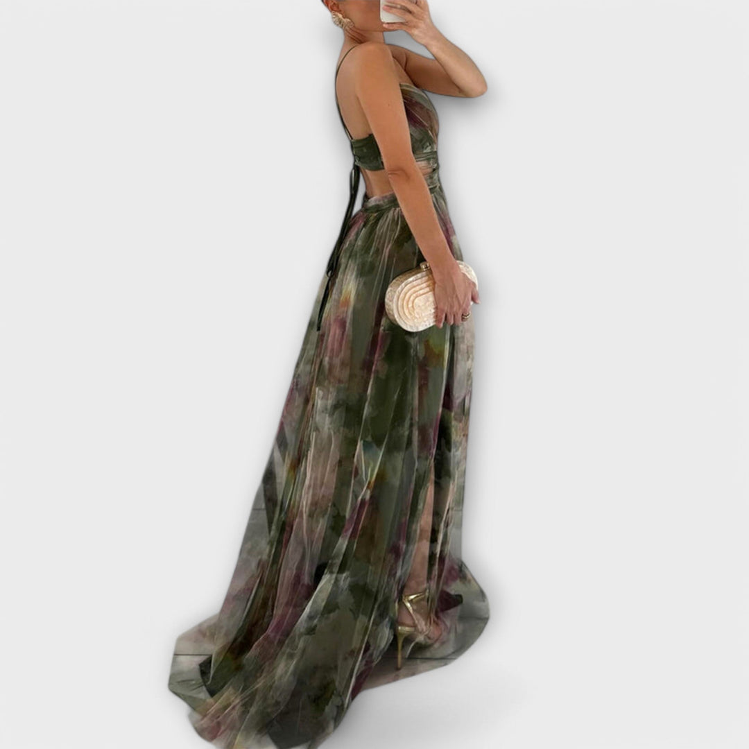 Angela - Elegant and Form-Fitting Design