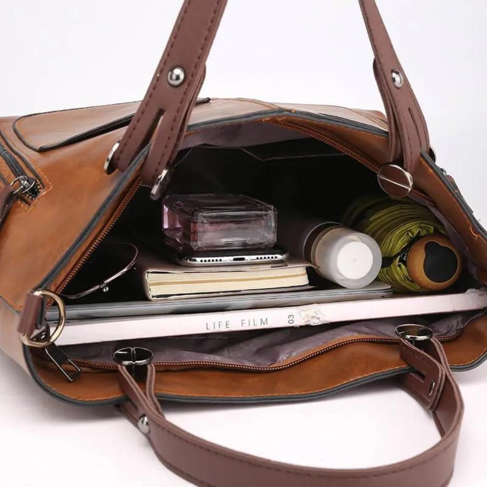 Ilse’s -  Timeless Elegance | Shoulder Bag