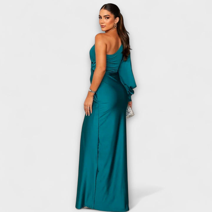 Fiona - Elegant Dress with Sophistication