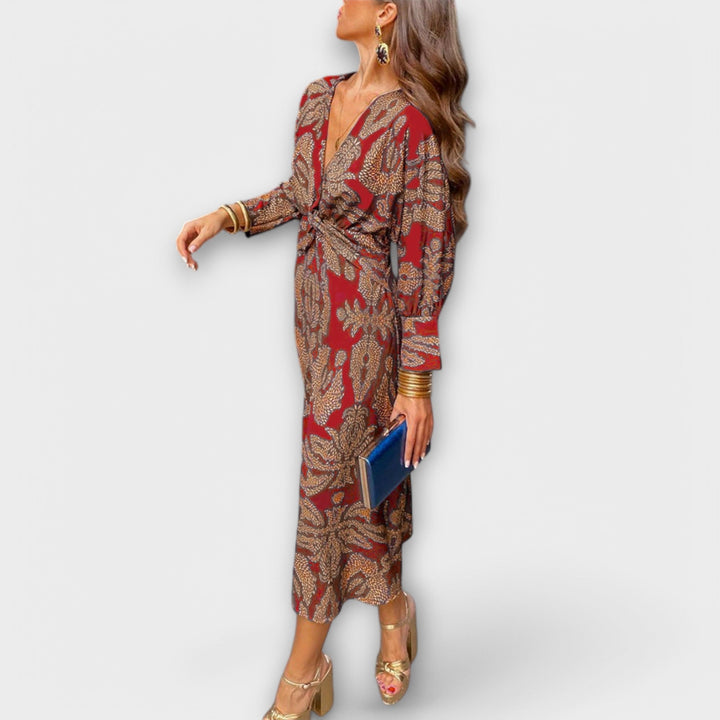 Claire - Elegant dress with long sleeves