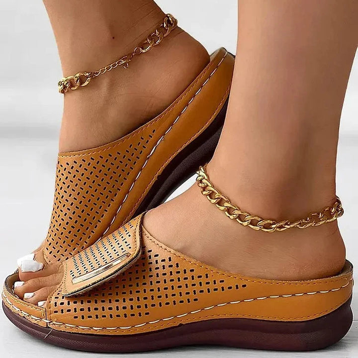 Kelly - Classic Urban Sandals