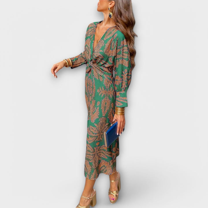 Claire - Elegant dress with long sleeves