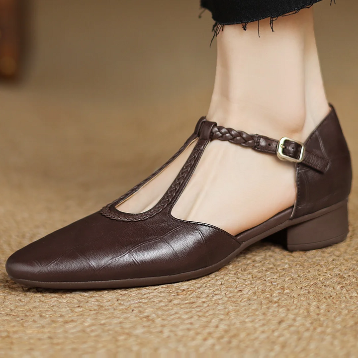 Lisa - Vintage Charm Sandals