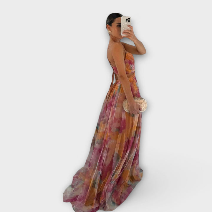 Angela - Elegant and Form-Fitting Design