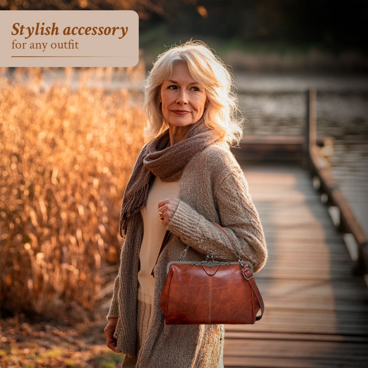Johanna’s -  Classic Charm | Vintage Bag