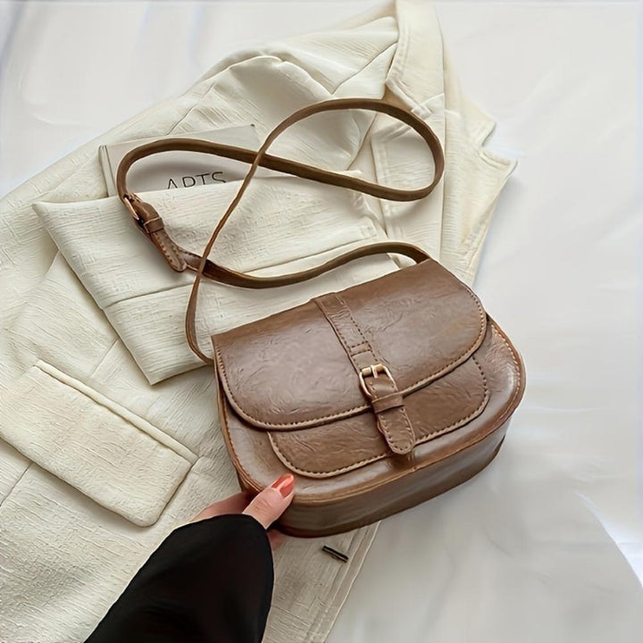 Evelyn - Classic Saddle Crossbody Bag