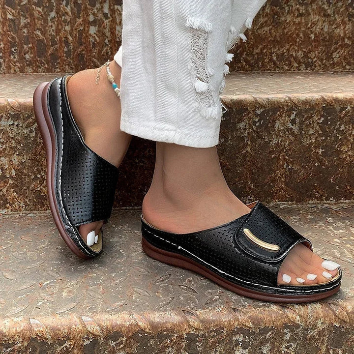 Kelly - Classic Urban Sandals