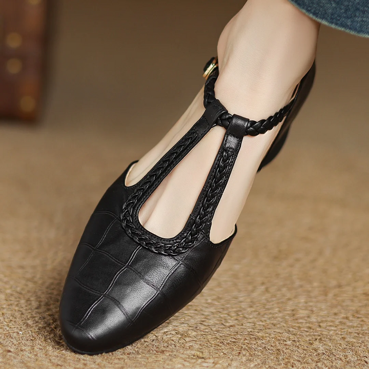 Lisa - Vintage Charm Sandals