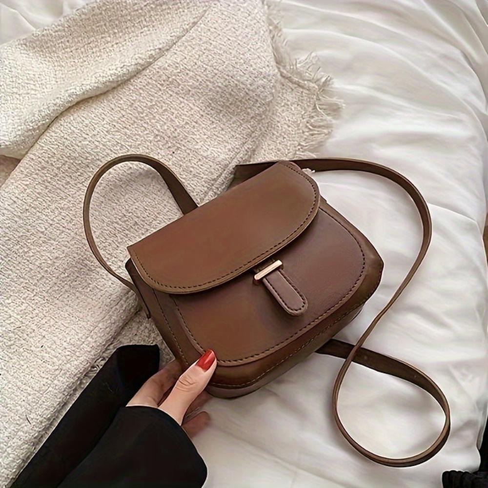 Amelia - Retro Saddle Crossbody Bag