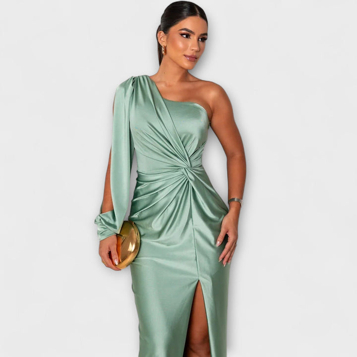 Fiona - Elegant Dress with Sophistication