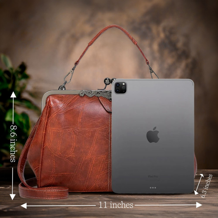 Johanna’s -  Classic Charm | Vintage Bag
