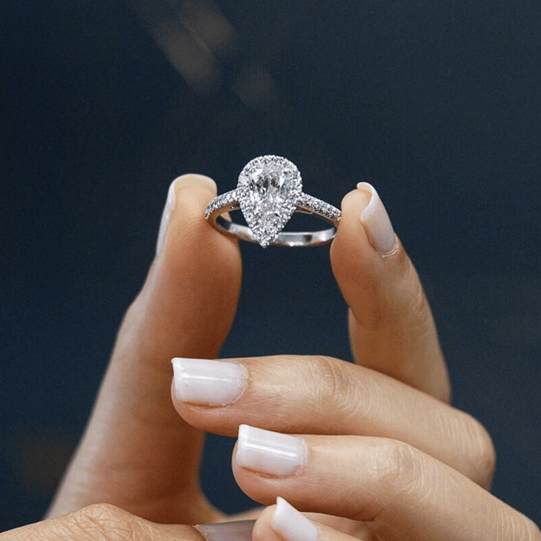 Lucy™ - The Aurora Pear Ring