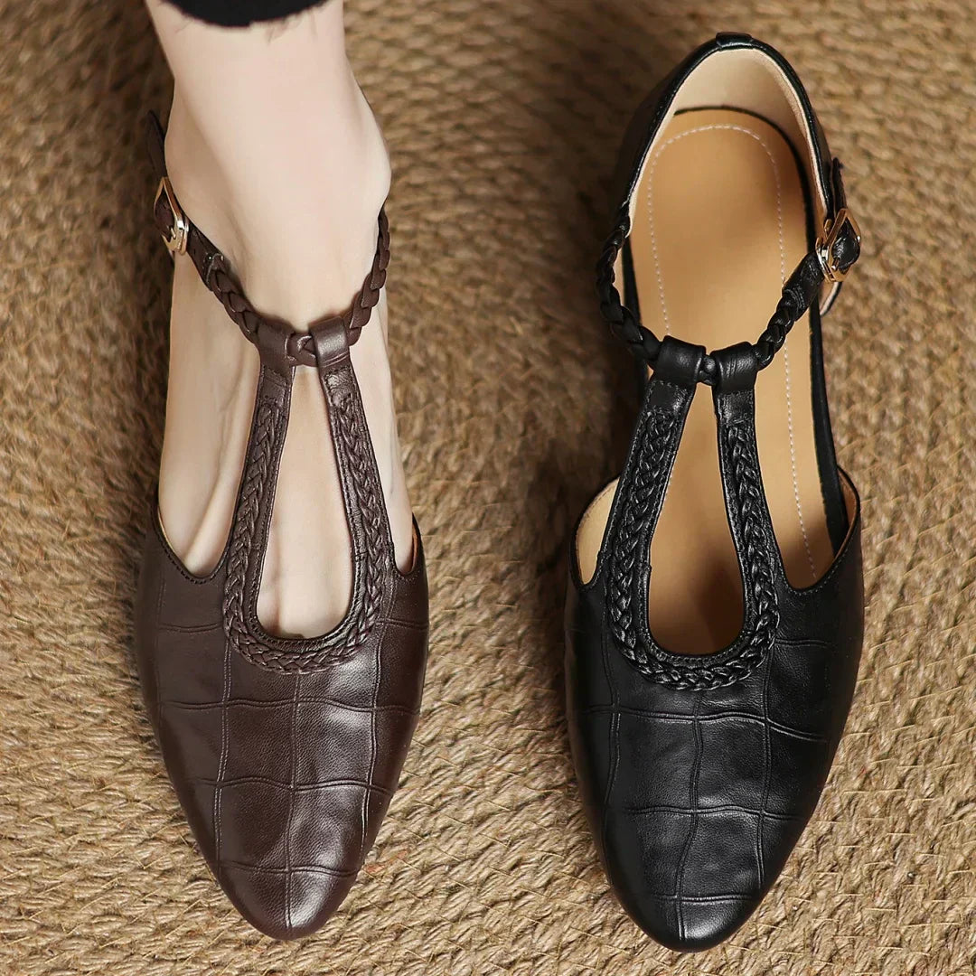 Lisa - Vintage Charm Sandals
