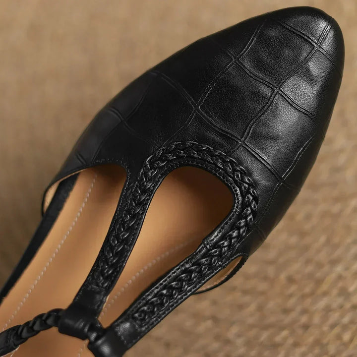 Lisa - Vintage Charm Sandals