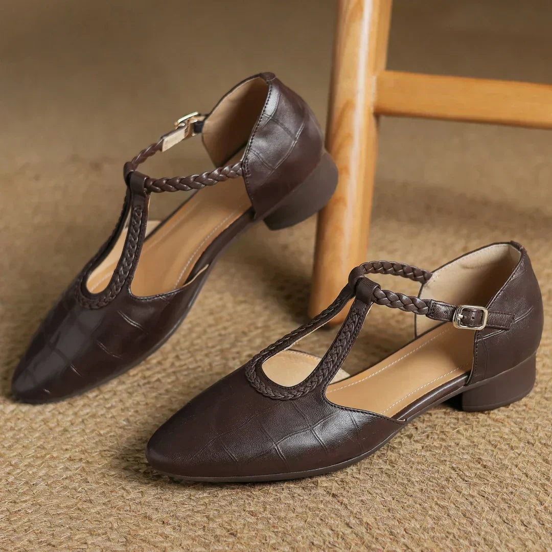 Lisa - Vintage Charm Sandals
