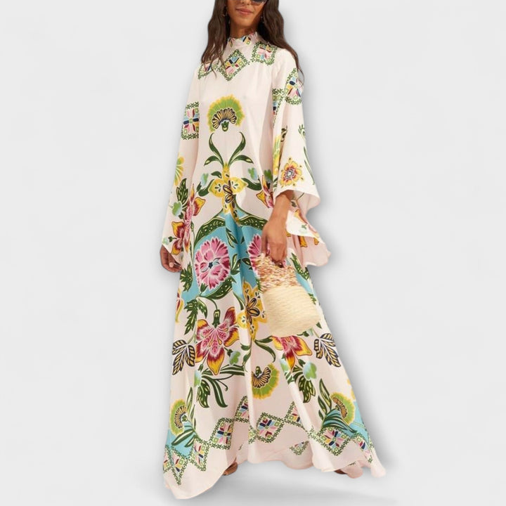 Tanya -Dress with Floral Pattern and Flowing Design