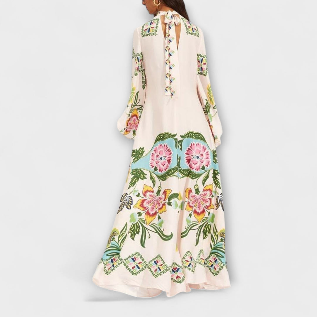 Tanya -Dress with Floral Pattern and Flowing Design