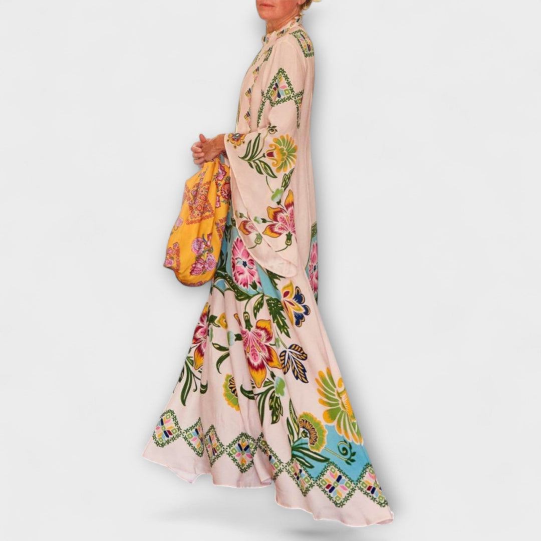 Tanya -Dress with Floral Pattern and Flowing Design