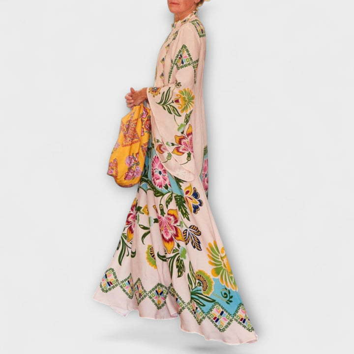 Tanya -Dress with Floral Pattern and Flowing Design