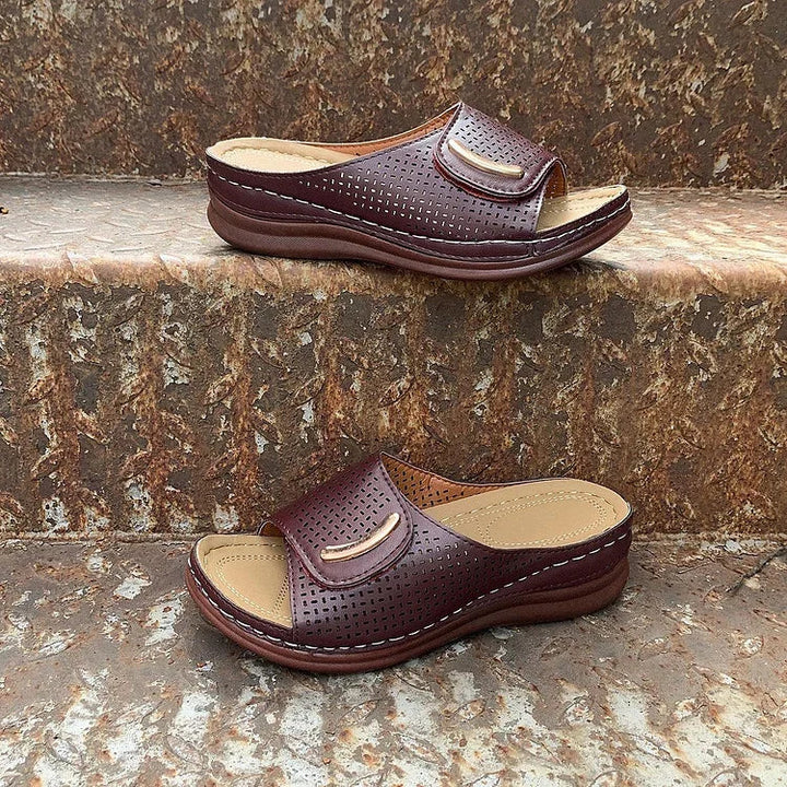 Kelly - Classic Urban Sandals