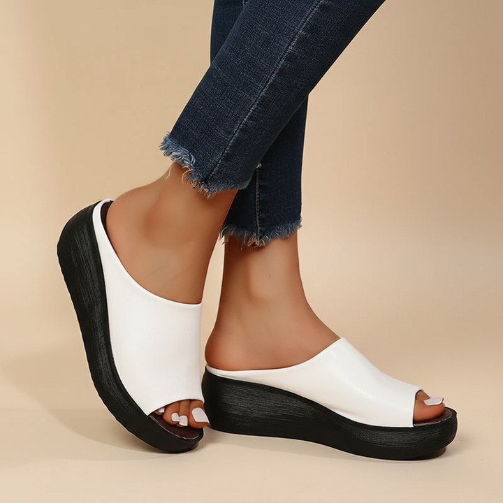 Claire - Orthopedic Sandals