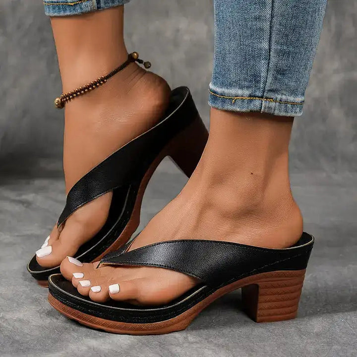Brittany - Elegant Relaxed Sandals