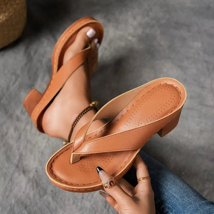 Brittany - Elegant Relaxed Sandals